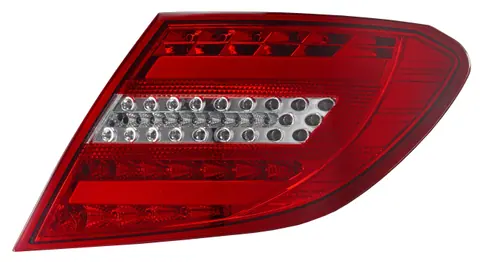 Mercedes-Benz W204 尾燈
