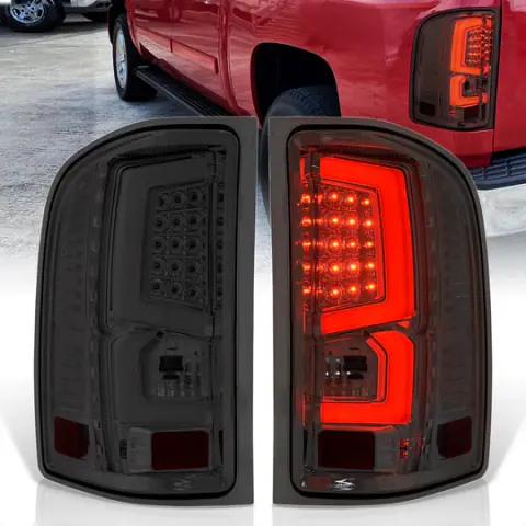 Chevrolet Silverado 2007–2013 Tail Light