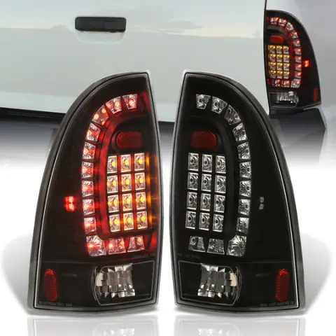 Toyota Tacoma 2005–2015 Tail Light