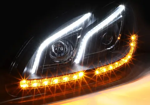Mercedes-Benz W220 Headlight